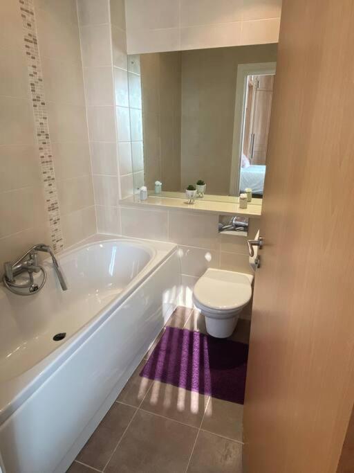 3 Bedroom Penthouse Apartment In ラーン エクステリア 写真
